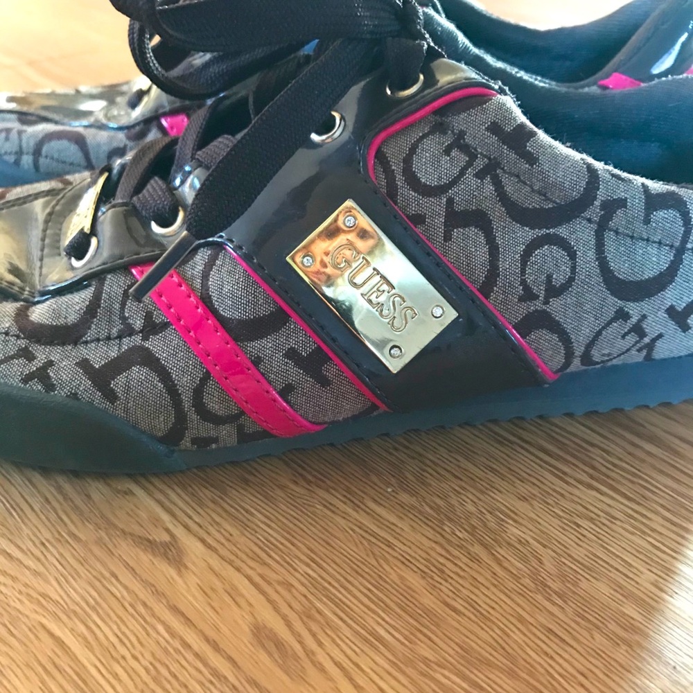 Guess Sneakers
